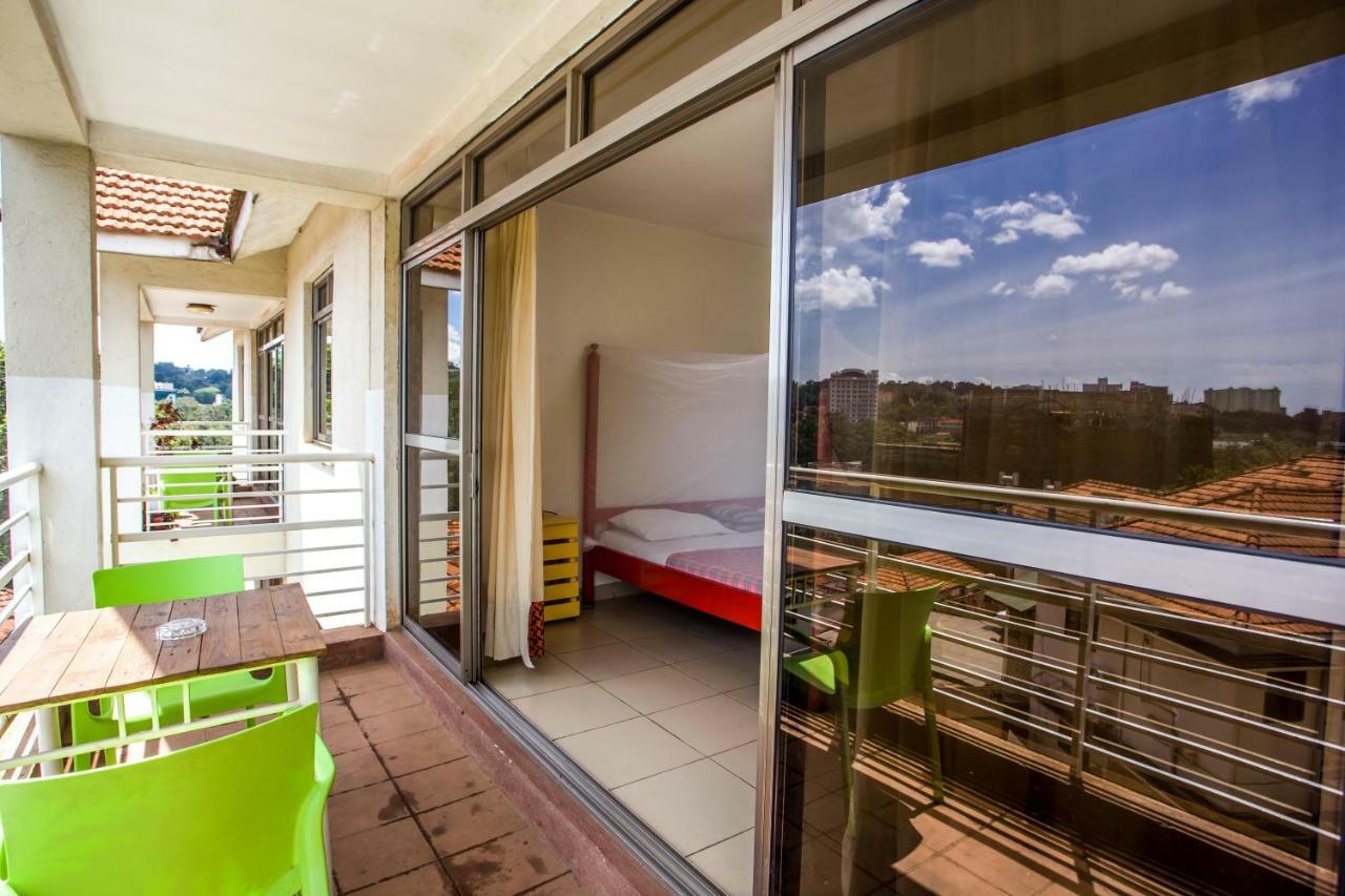 Bushpig Backpackers Hostel Kampala Luaran gambar