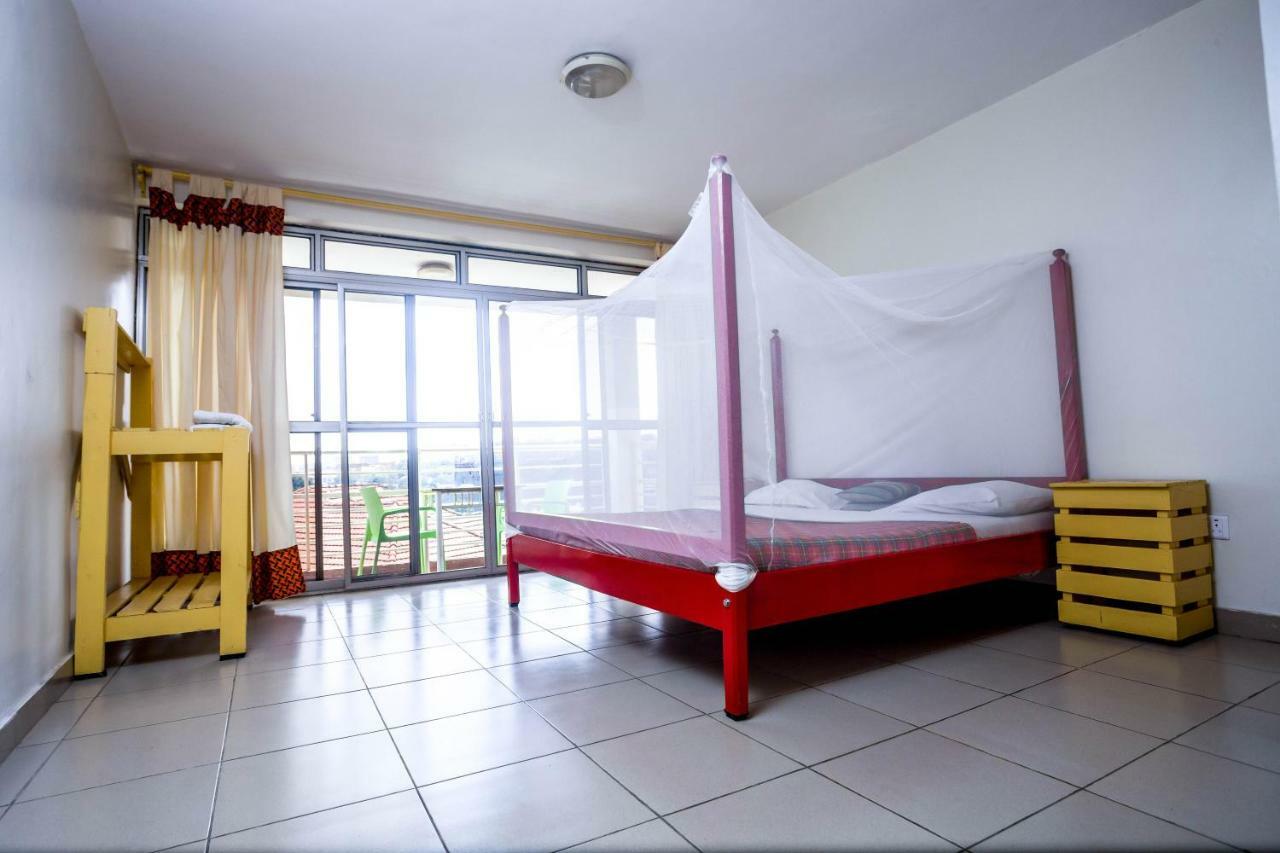Bushpig Backpackers Hostel Kampala Luaran gambar
